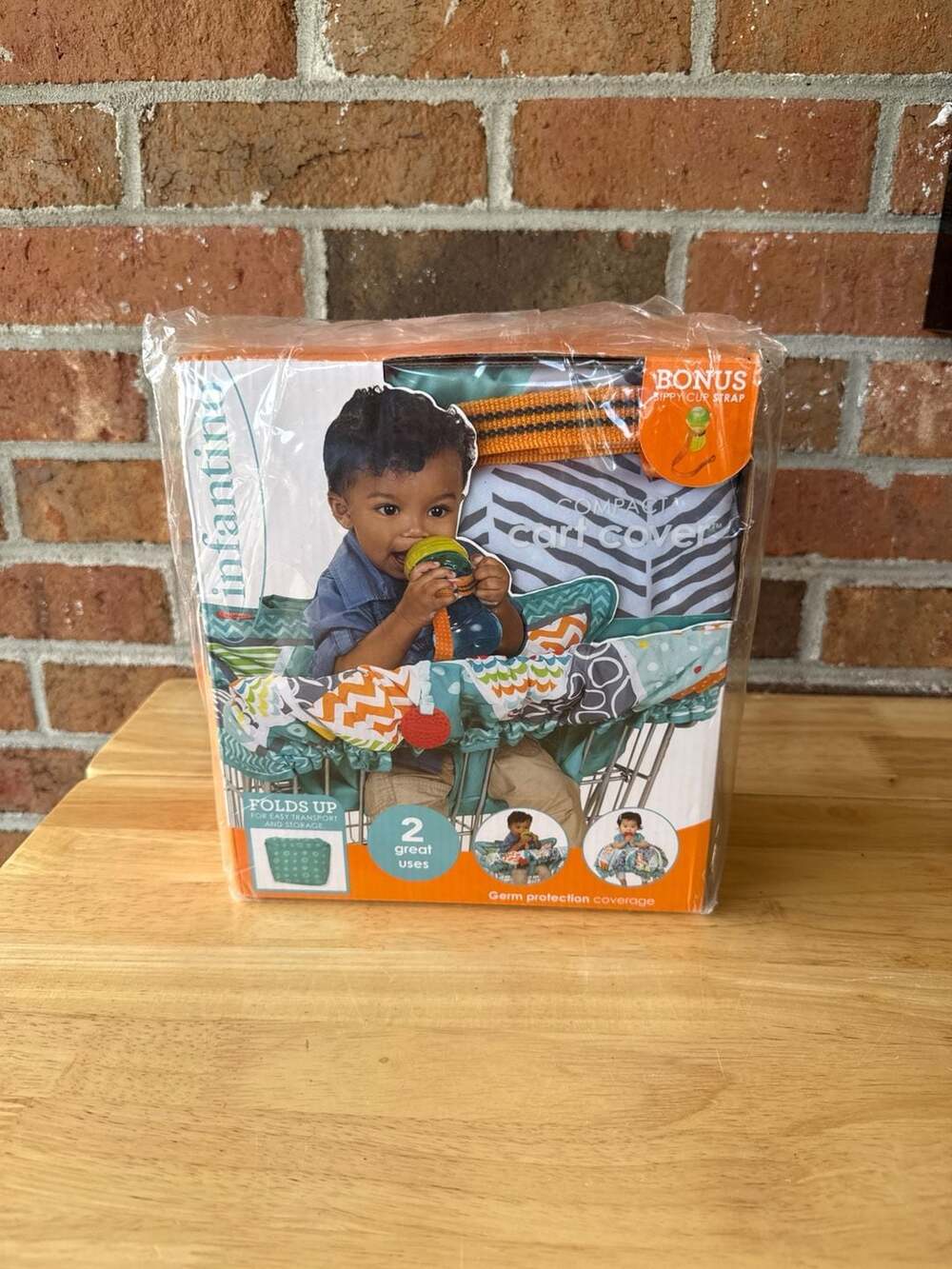 Infantino Compact Shopping Cart and Highchair Cover with Sippy Cup Strap